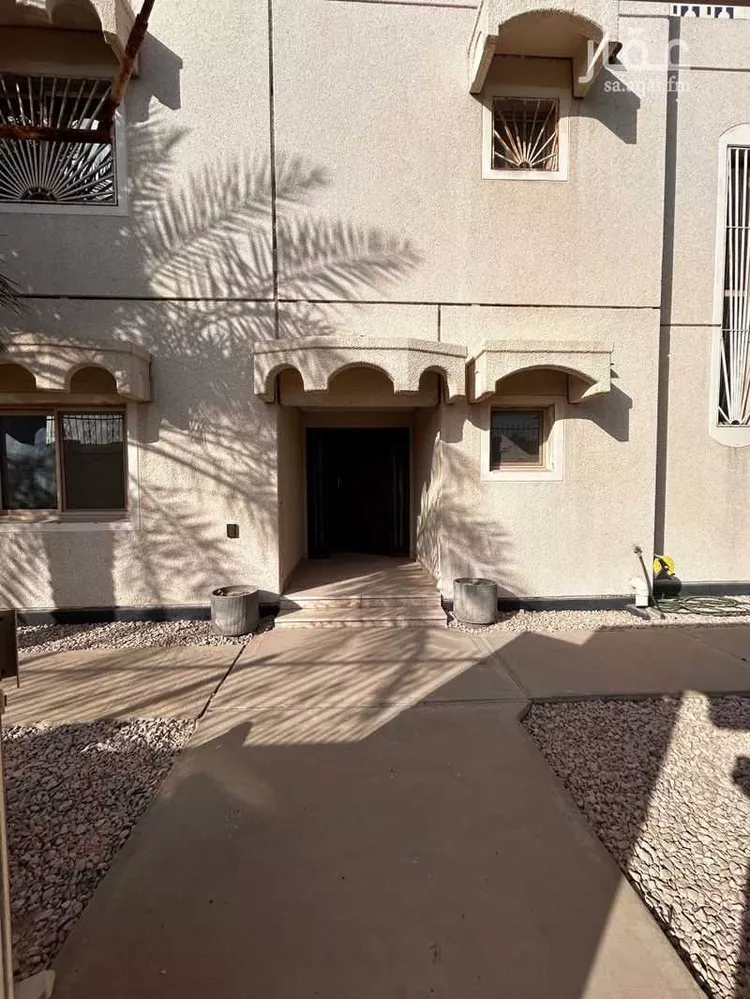 فيلا للإيجار في شارع شـارع الاحـزاب 8, مدينة مدينه الجبيل الصناعيه, المنطقة الشرقية صورة 2