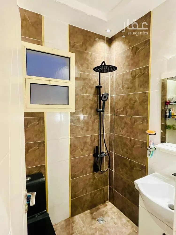 شقة للبيع في شارع رقم 320, حي الملقا, مدينة الرياض, منطقة الرياض صورة 4