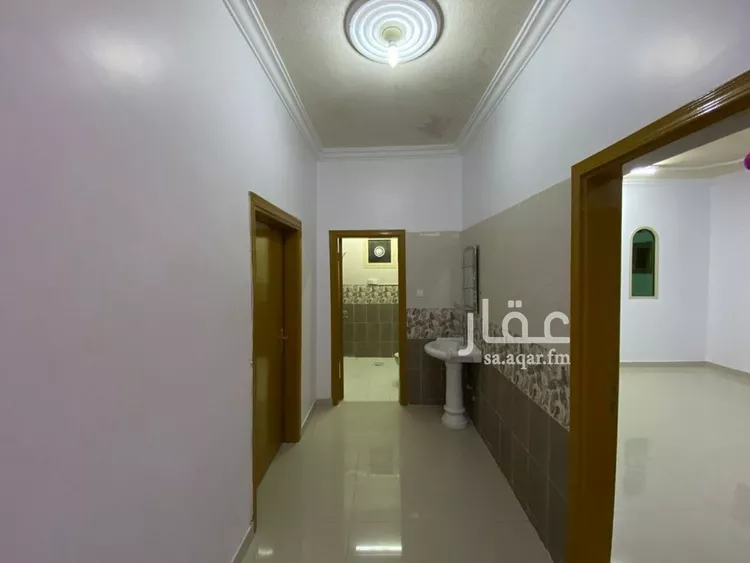 فيلا للبيع في شارع إسماعيل الصقلي, حي الرمال, مدينة الرياض, منطقة الرياض صورة 3