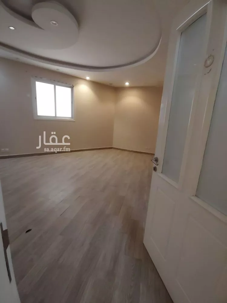 فيلا للبيع في شارع أبي الحسين الرضي, حي العارض, مدينة الرياض, منطقة الرياض