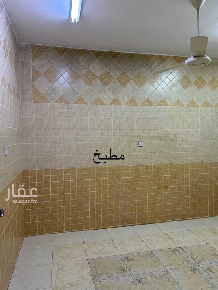 شقة للإيجار في شارع الحسن بن الحارث, حي الروضة, مدينة تبوك, منطقة تبوك صورة 3