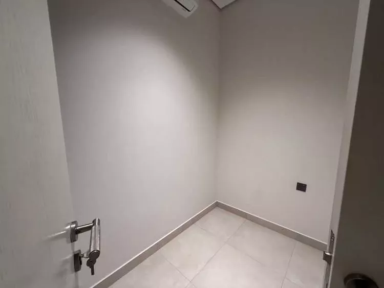 شقة للإيجار في شارع اسماء بنت مالك, حي العارض, مدينة الرياض, منطقة الرياض 16
