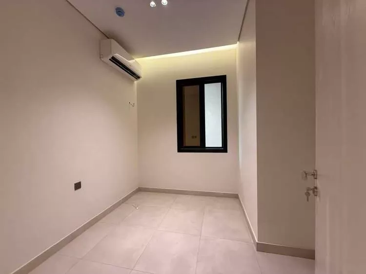 شقة للإيجار في شارع اسماء بنت مالك, حي العارض, مدينة الرياض, منطقة الرياض 11