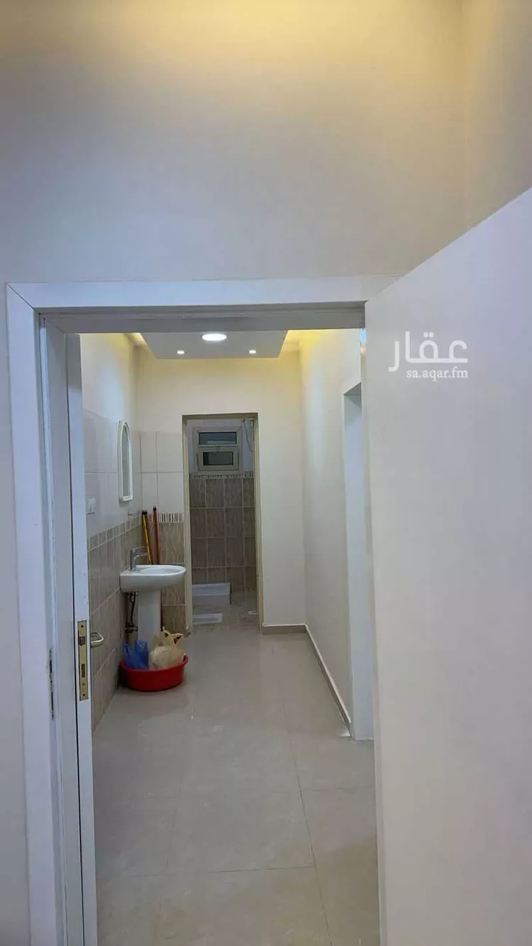شقة للإيجار في شارع حي ج17 1 ، حي الروضة ، بقيق ، بقيق