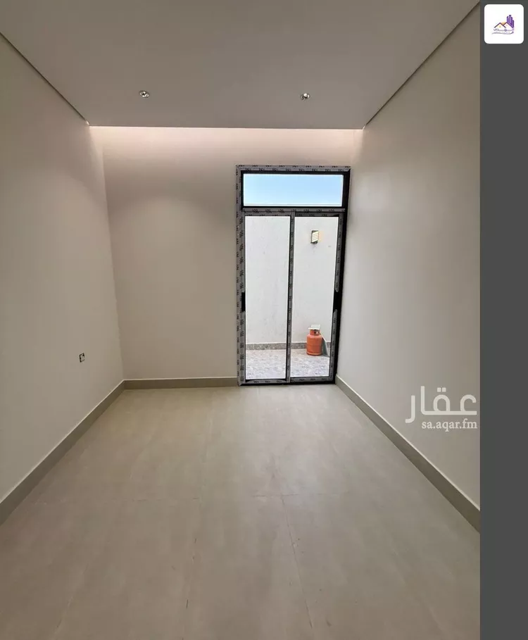 دور للبيع في شارع احمد بن عفيف, حي الجنادرية, مدينة الرياض, منطقة الرياض صورة 5