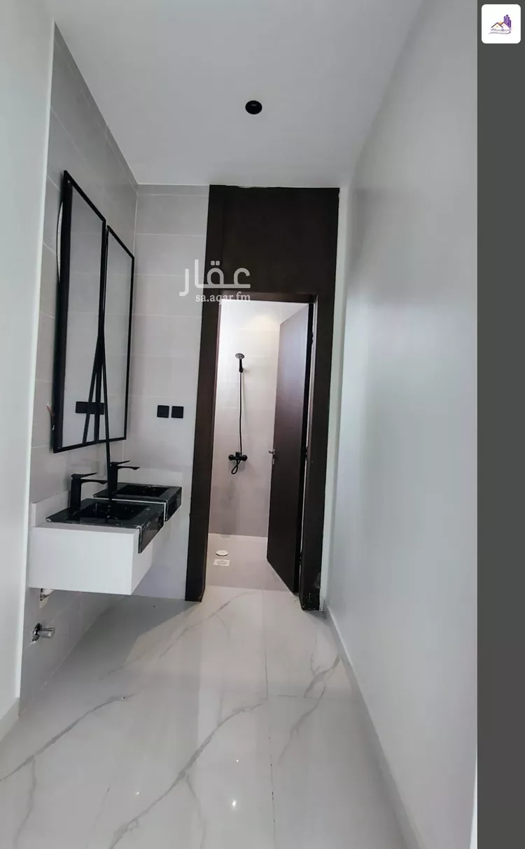 دور للبيع في شارع رقم 84, حي الندوة, مدينة الرياض, منطقة الرياض 11