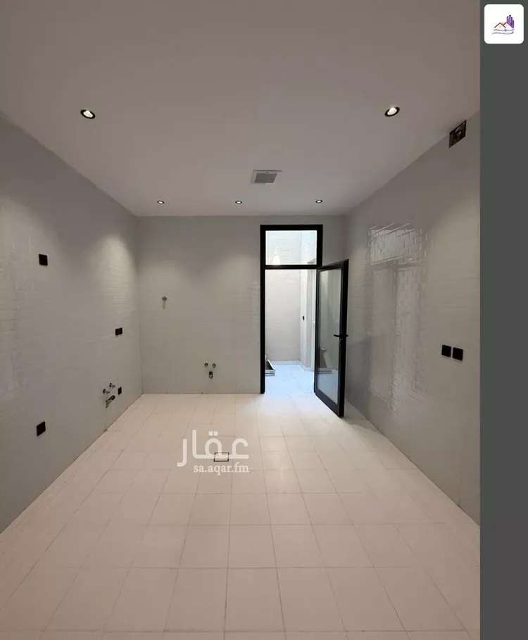 دور للبيع في شارع رقم 194, حي الجنادرية, مدينة الرياض, منطقة الرياض صورة 5