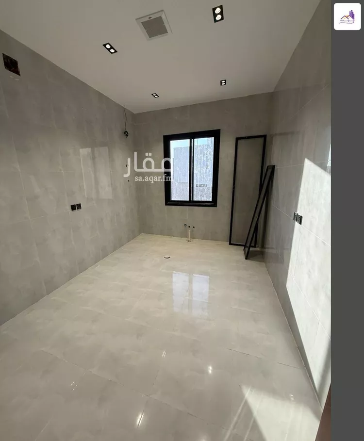 دور للبيع في شارع عبدالملك بن داود, حي الرمال, مدينة الرياض, منطقة الرياض صورة 3