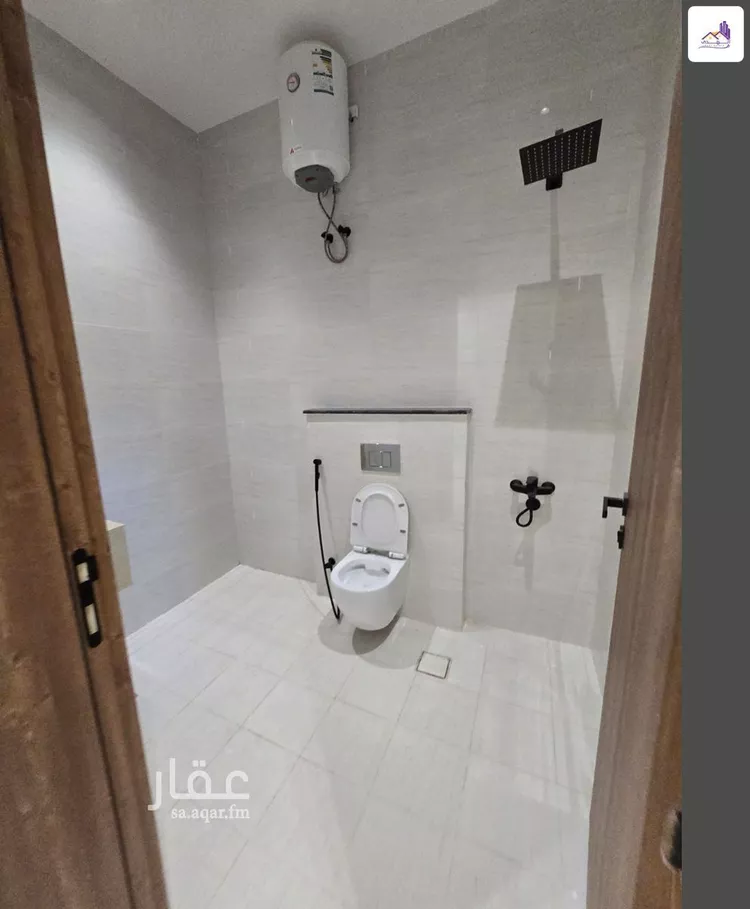 دور للبيع في شارع المتنبي, حي طويق, مدينة الرياض, منطقة الرياض صورة 4