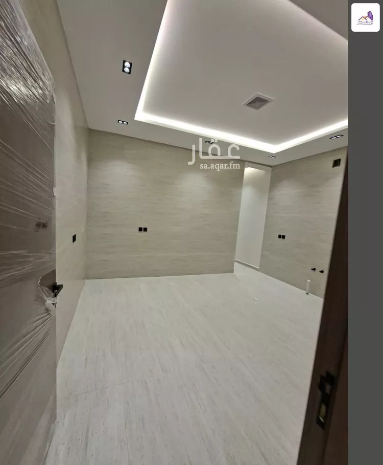 دور للبيع في شارع احمد بن عفيف, حي الجنادرية, مدينة الرياض, منطقة الرياض 9