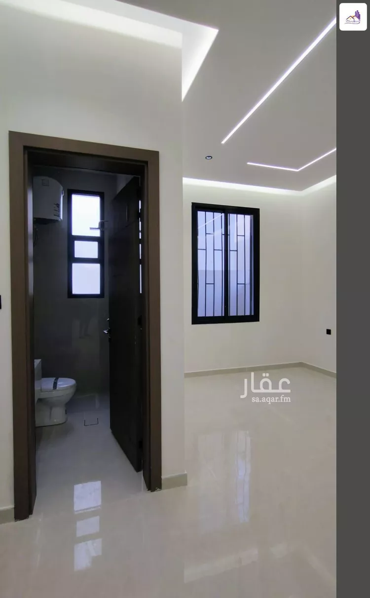 دور للبيع في شارع رقم 44, حي الندوة, مدينة الرياض, منطقة الرياض 8