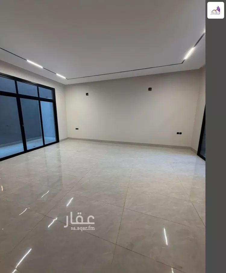 فيلا للبيع في شارع السراج, حي المعيزيلة, مدينة الرياض, منطقة الرياض 11