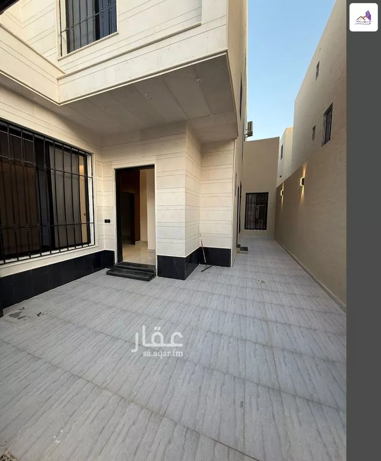 دور للبيع في شارع رقم 74, حي الندوة, مدينة الرياض, منطقة الرياض صورة 3