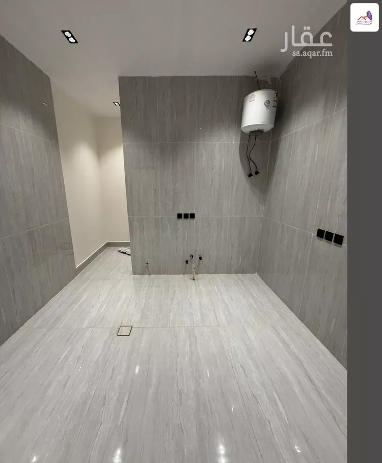 دور للبيع في شارع رقم 74, حي الندوة, مدينة الرياض, منطقة الرياض صورة 2