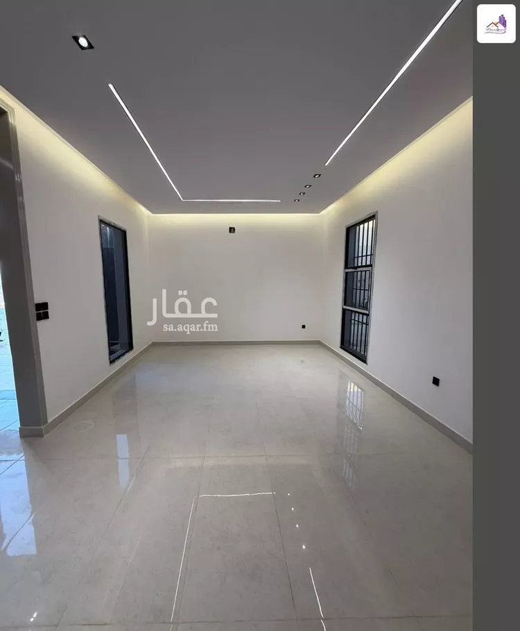 دور للبيع في شارع رقم 135, حي الجنادرية, مدينة الرياض, منطقة الرياض صورة 2