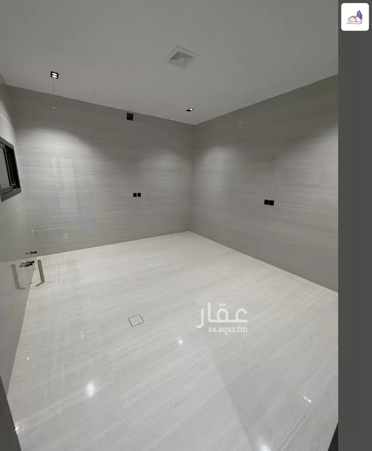 فيلا للبيع في شارع الزهور, حي النظيم, مدينة الرياض, منطقة الرياض 14