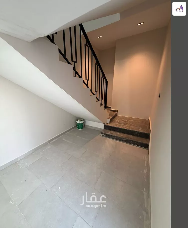 دور للبيع في شارع غير مسمى, حي الندوة, مدينة الرياض, منطقة الرياض صورة 4