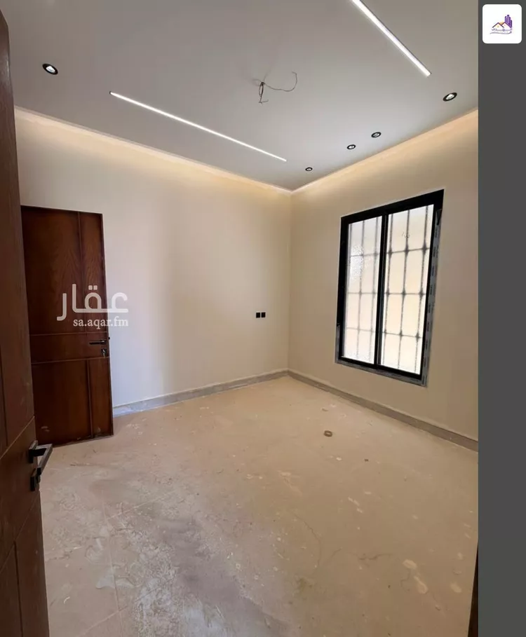 Floor for Sale in Riyadh Al Janadriyah 11