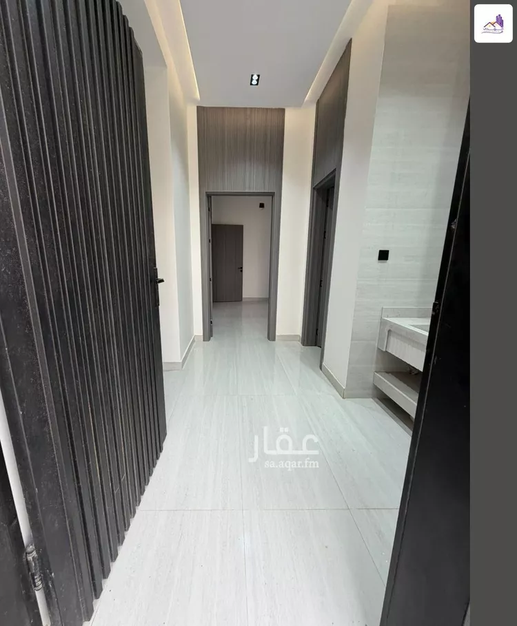 فيلا للبيع في شارع الزهور, حي النظيم, مدينة الرياض, منطقة الرياض صورة 3