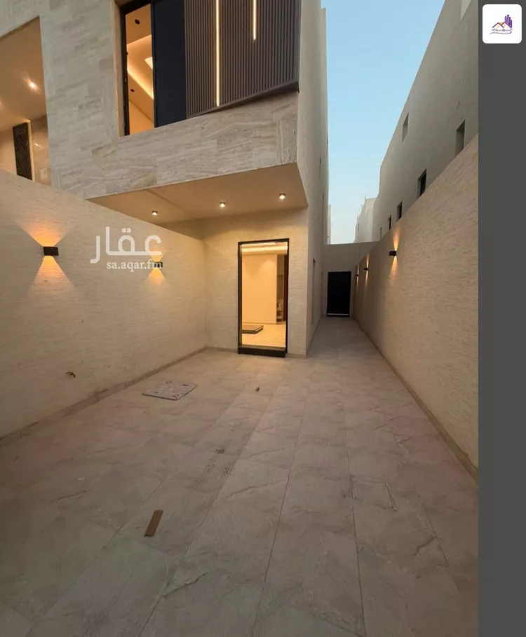 Floor for Sale in Riyadh Tuwaiq 11