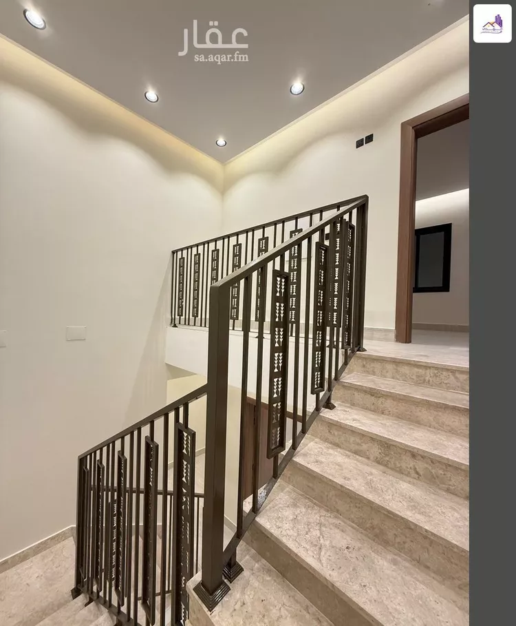 دور للبيع في شارع ابان المحاربي, حي الشرف, مدينة خميس مشيط, منطقة عسير 9