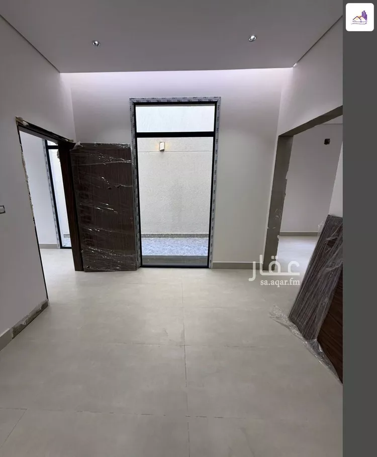 دور للبيع في شارع احمد بن عفيف, حي الجنادرية, مدينة الرياض, منطقة الرياض صورة 3