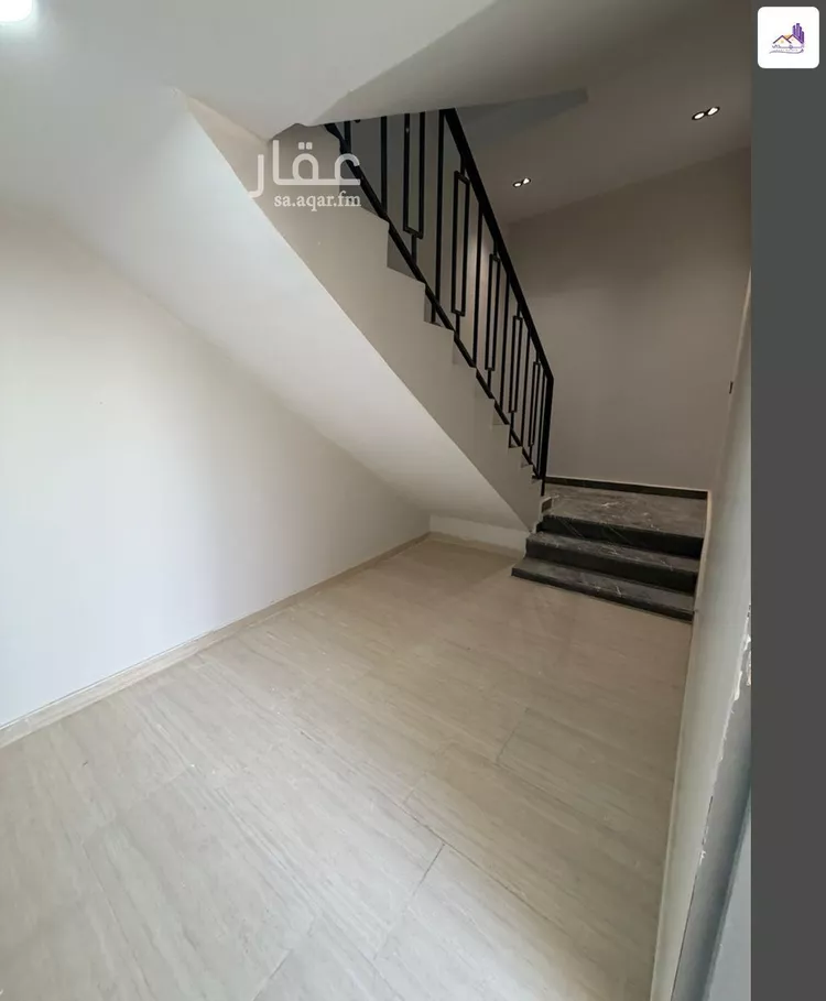 Floor for Sale in Riyadh An Nadhim 7