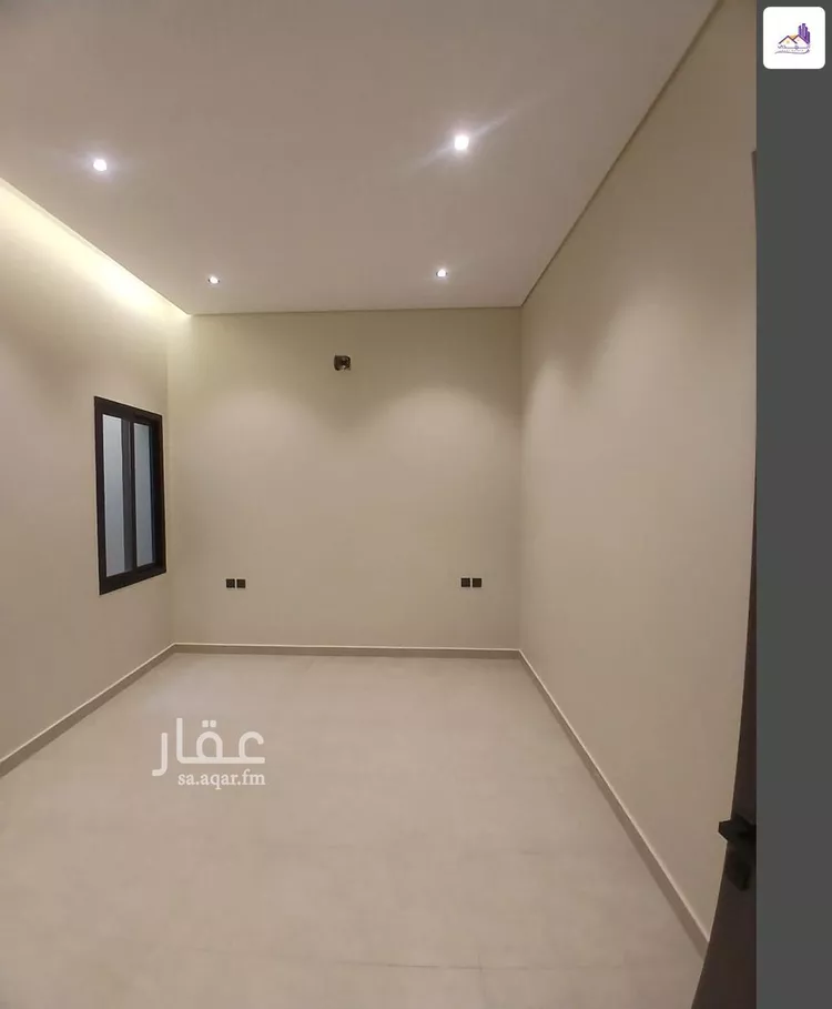 دور للبيع في شارع أحمد بن محمد المصري, حي النخبة, مدينة الرياض, منطقة الرياض صورة 3