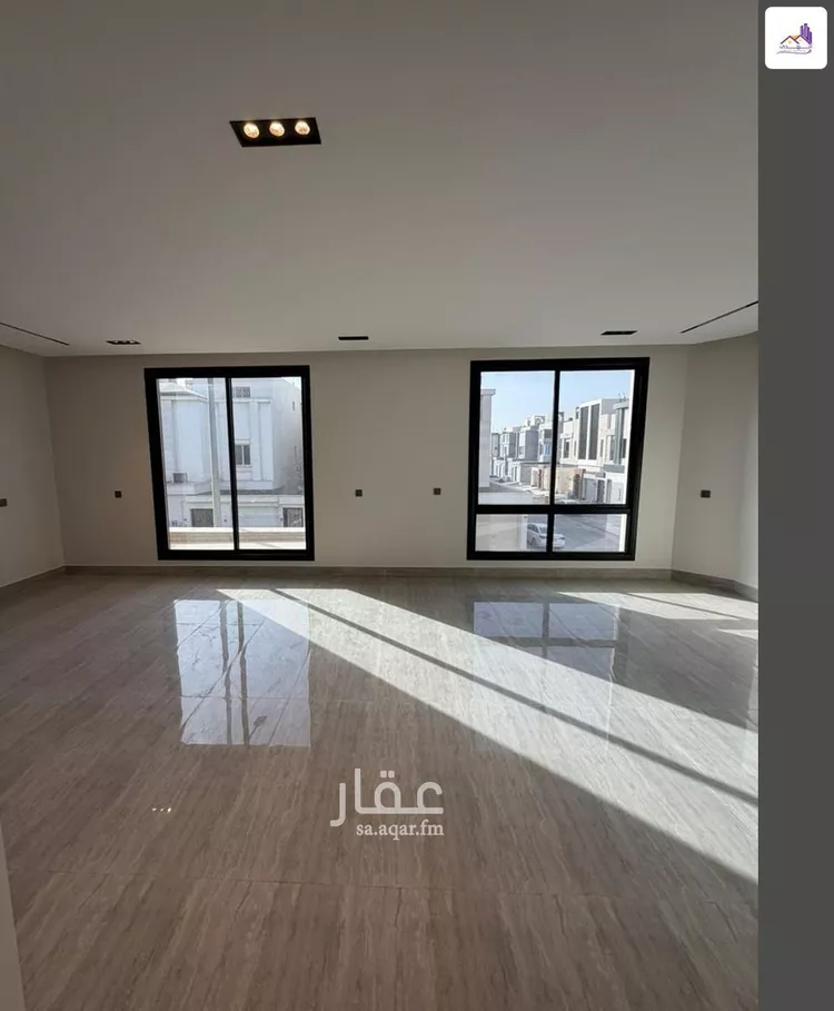 فيلا للبيع في شارع المعلاة 72, حي الرمال, مدينة الرياض, منطقة الرياض 8