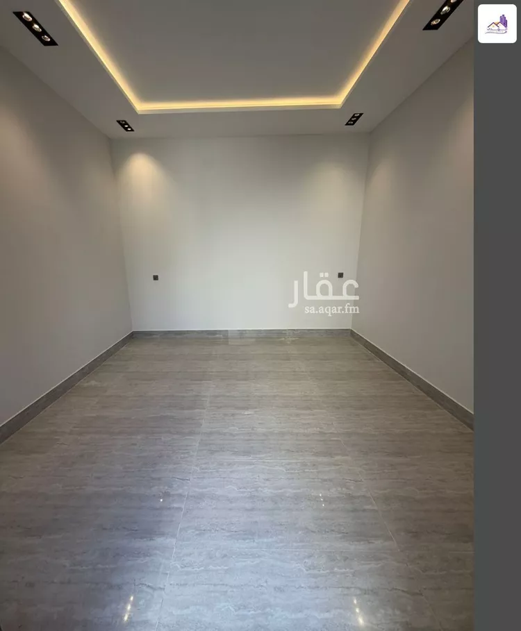 Floor for Sale in Riyadh Ar Rimal 7