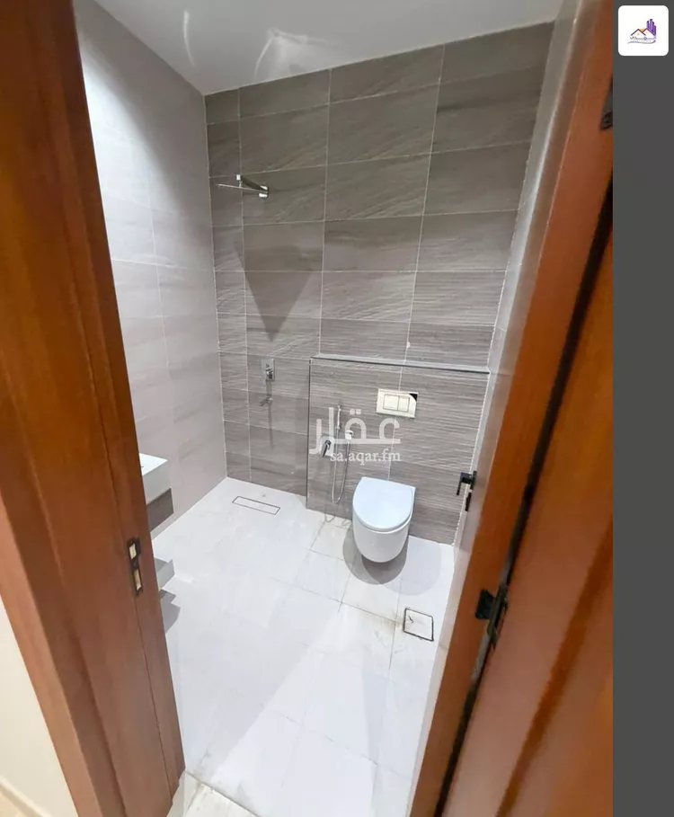 Floor for Sale in Riyadh Tuwaiq 13