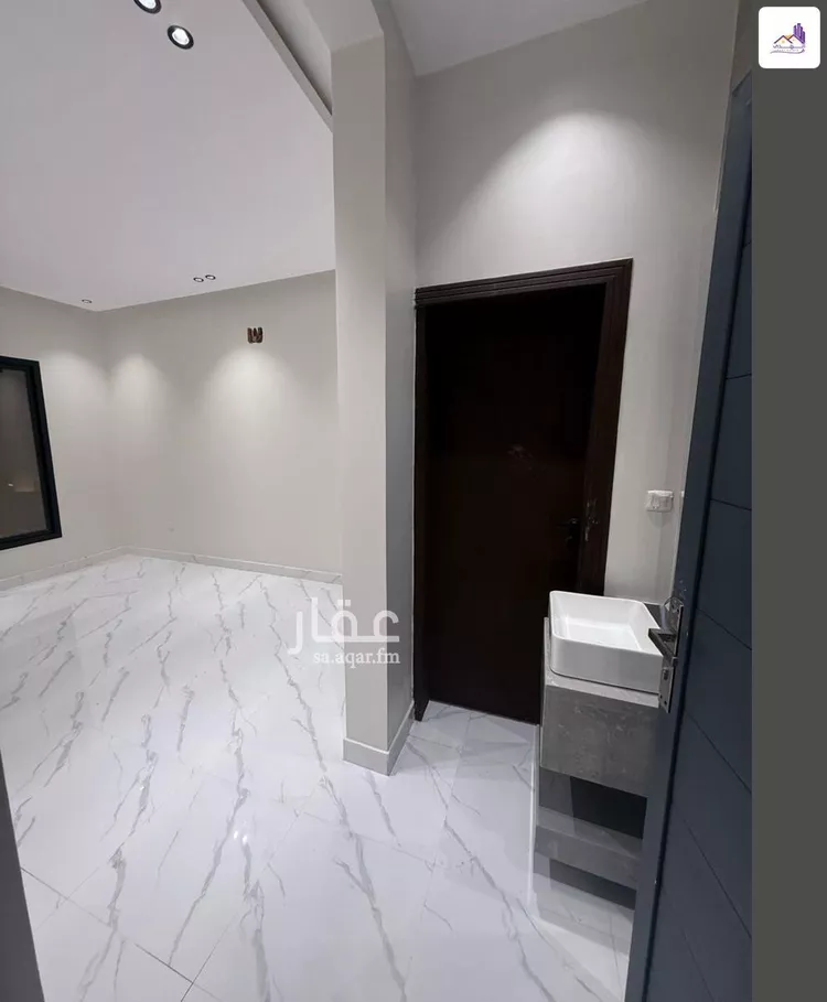 دور للبيع في شارع حبيب السلمي, حي الرحمانية, مدينة جدة, منطقة مكة المكرمة صورة 4