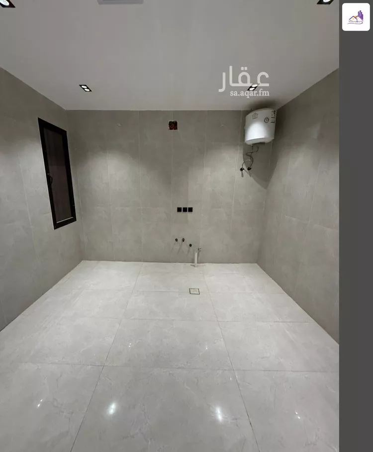دور للبيع في شارع رقم 64, حي الندوة, مدينة الرياض, منطقة الرياض صورة 2