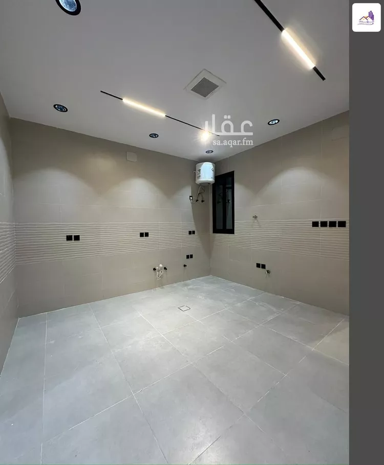 Floor for Sale in Abha Guraiger 26