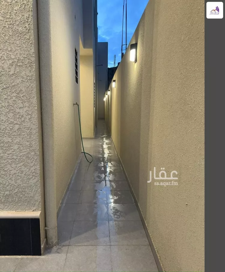 Floor for Sale in Abha Guraiger 24