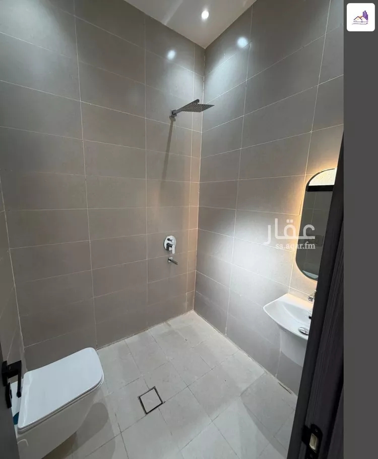 Floor for Sale in Riyadh Tuwaiq 10