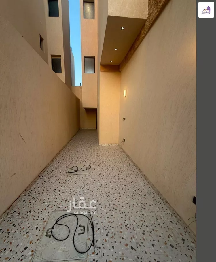 دور للبيع في شارع غير مسمى, حي البيان, مدينة الرياض, منطقة الرياض 8