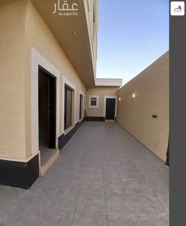 دور للبيع في شارع أحمد بن محمد المصري, حي النخبة, مدينة الرياض, منطقة الرياض صورة 4
