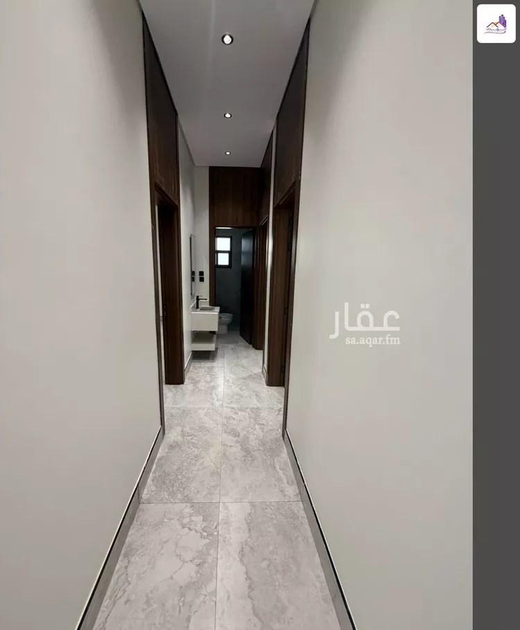 دور للبيع في شارع رقم 29, حي الندوة, مدينة الرياض, منطقة الرياض 18