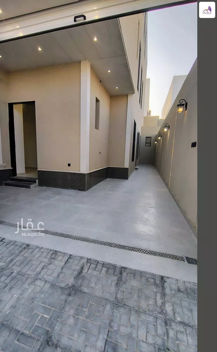 دور للبيع في شارع رقم 44, حي الندوة, مدينة الرياض, منطقة الرياض 8