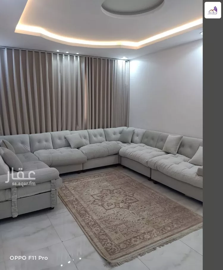 Floor for Sale in Riyadh Ar Rimal 11