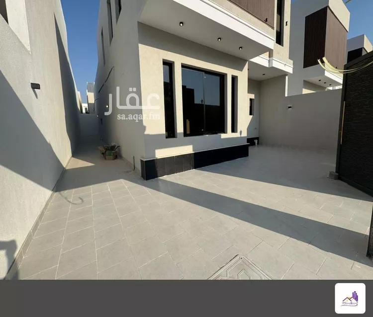 فيلا للبيع في شارع ناصر بن أحمد الخوي, حي الرحمانية, مدينة جدة, منطقة مكة المكرمة صورة 3
