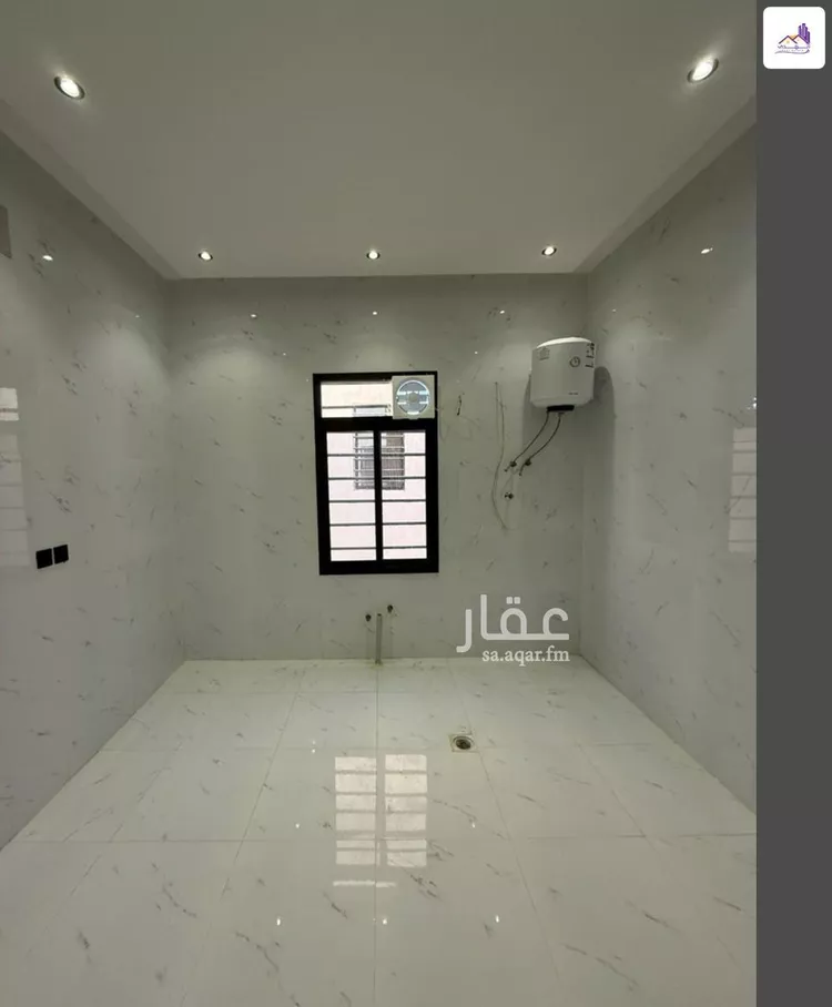 فيلا للبيع في شارع  مالك, حي بدر, مدينة الرياض, منطقة الرياض صورة 2