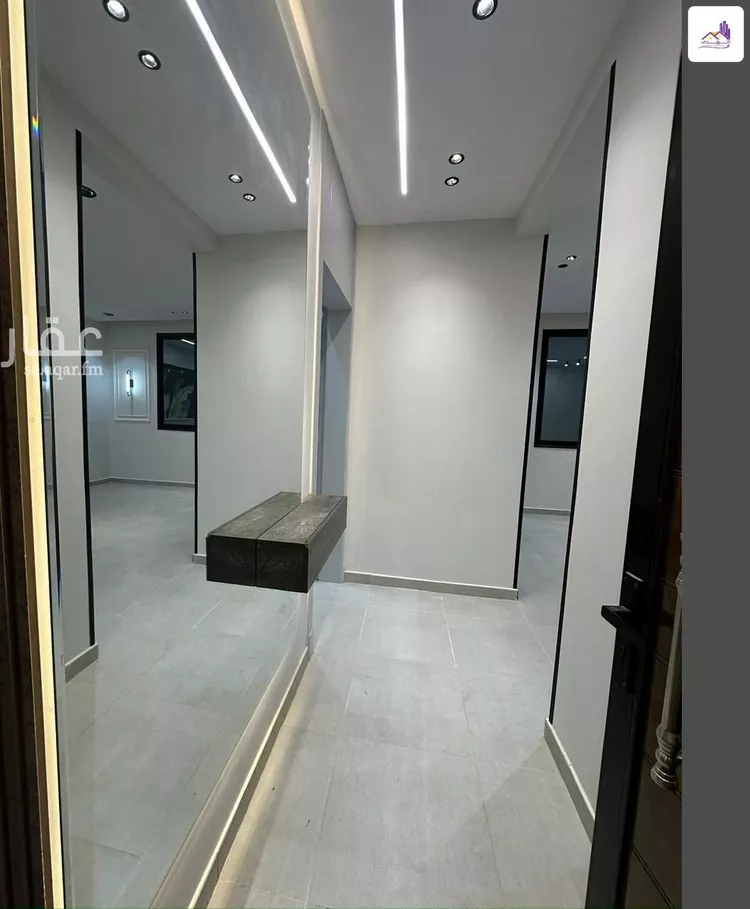 Floor for Sale in Abha Guraiger 14