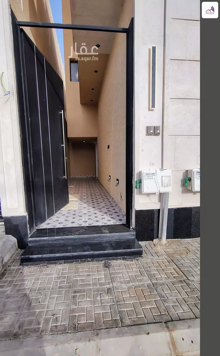 دور للبيع في شارع رقم 84, حي الندوة, مدينة الرياض, منطقة الرياض 14