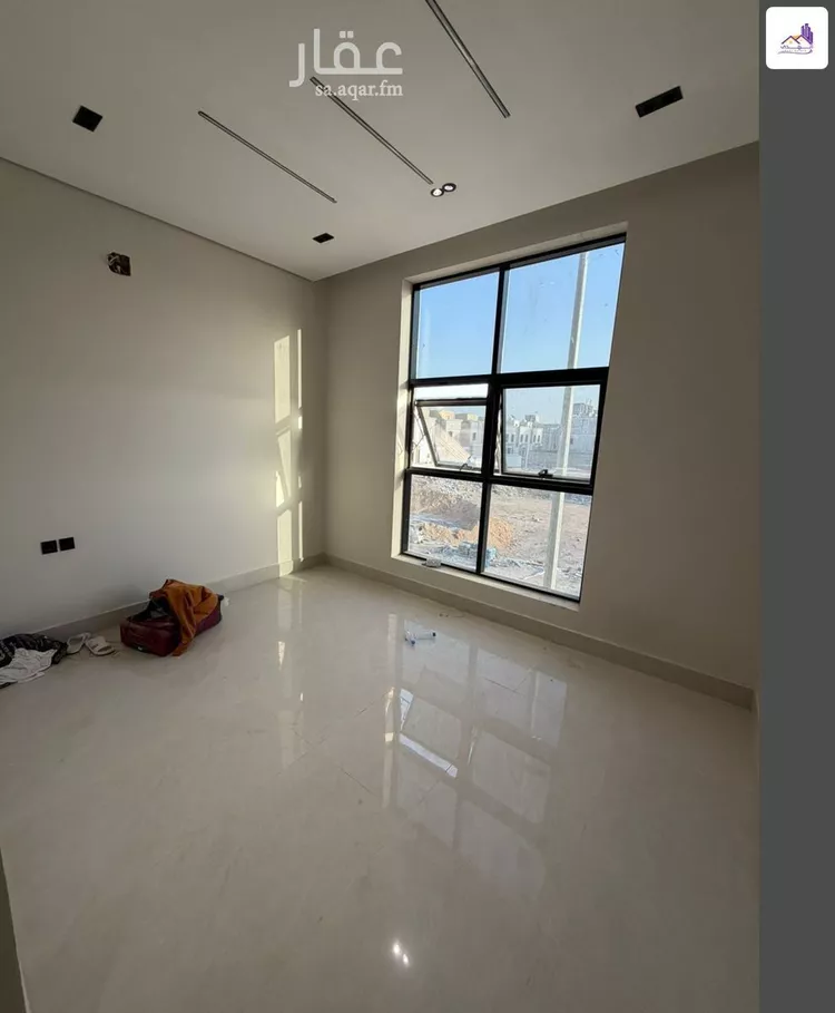 Floor for Sale in Riyadh An Nadhim 13