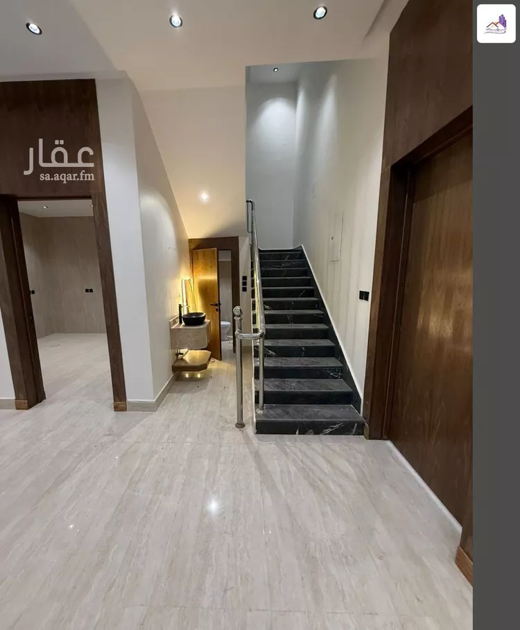 فيلا للبيع في شارع الزهور, حي الرمال, مدينة الرياض, منطقة الرياض صورة 4