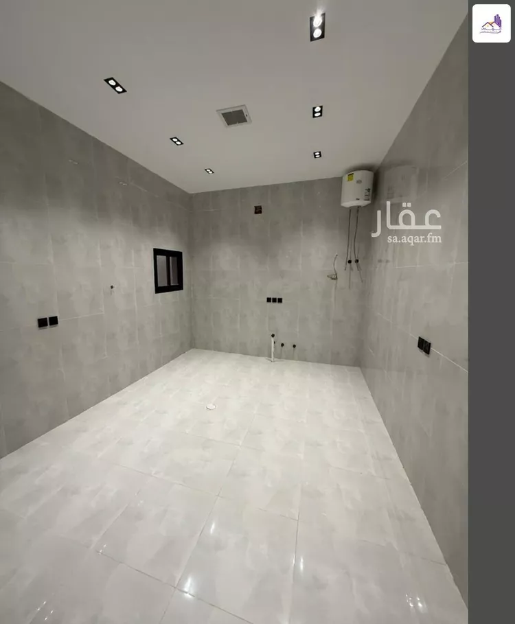 دور للبيع في شارع عبدالله العمري, حي الرمال, مدينة الرياض, منطقة الرياض صورة 2