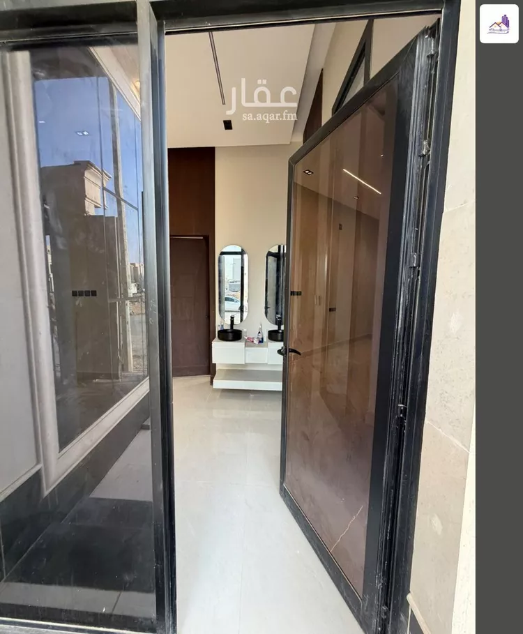 دور للبيع في شارع غير مسمى, حي الندوة, مدينة الرياض, منطقة الرياض 12