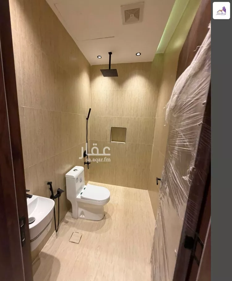 دور للبيع في شارع الزهور, حي الجنادرية, مدينة الرياض, منطقة الرياض 6
